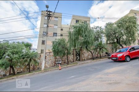 Apartamento à venda com 65m², 3 quartos e 1 vagaFachada