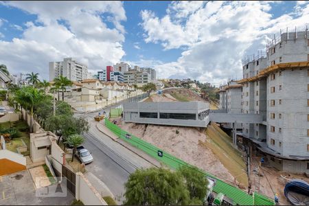 Apartamento à venda com 65m², 3 quartos e 1 vagaQuarto 2