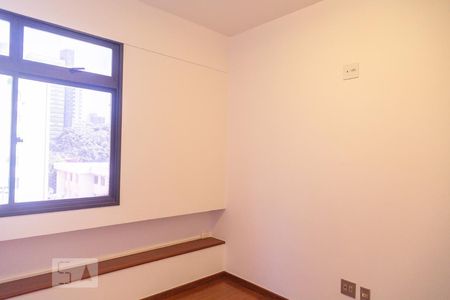 Apartamento para alugar com 100m², 3 quartos e 1 vaga Apartamento para alugar com 100m², 3 quartos e 1 vagaSuíte