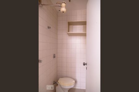 Apartamento para alugar com 100m², 3 quartos e 1 vaga Apartamento para alugar com 100m², 3 quartos e 1 vagaBanheiro de Serviço