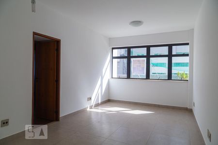 Sala de apartamento para alugar com 3 quartos, 100m² em Funcionários, Belo Horizonte