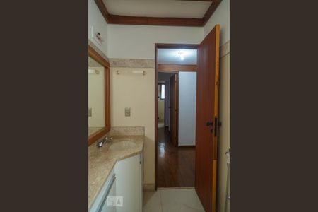 Apartamento para alugar com 100m², 3 quartos e 1 vaga Apartamento para alugar com 100m², 3 quartos e 1 vagaBanheiro Social