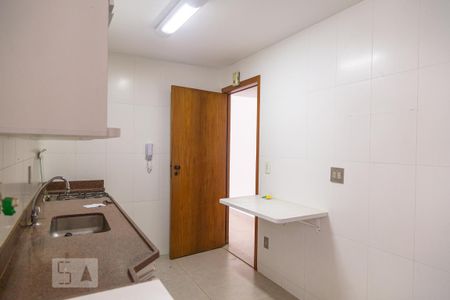 Apartamento para alugar com 100m², 3 quartos e 1 vaga Apartamento para alugar com 100m², 3 quartos e 1 vagaCozinha