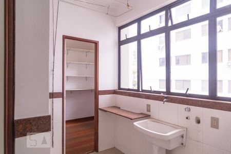 Apartamento para alugar com 100m², 3 quartos e 1 vaga Apartamento para alugar com 100m², 3 quartos e 1 vagaÁrea de Serviço
