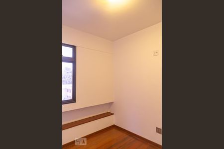 Apartamento para alugar com 100m², 3 quartos e 1 vaga Apartamento para alugar com 100m², 3 quartos e 1 vagaSuíte