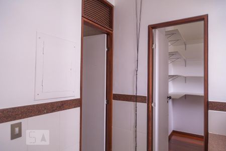 Apartamento para alugar com 100m², 3 quartos e 1 vaga Apartamento para alugar com 100m², 3 quartos e 1 vagaÁrea de Serviço