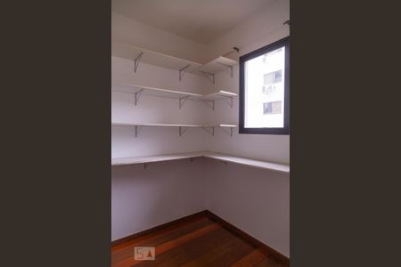 Apartamento para alugar com 100m², 3 quartos e 1 vaga Apartamento para alugar com 100m², 3 quartos e 1 vagaQuarto de Serviço