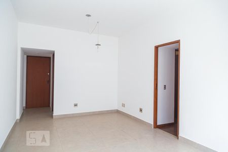 Sala de apartamento para alugar com 3 quartos, 100m² em Funcionários, Belo Horizonte