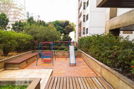 Apartamento para alugar com 100m², 3 quartos e 1 vaga Apartamento para alugar com 100m², 3 quartos e 1 vagaPlayground