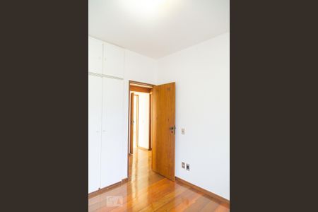 Apartamento para alugar com 100m², 3 quartos e 1 vaga Apartamento para alugar com 100m², 3 quartos e 1 vagaQuarto 2
