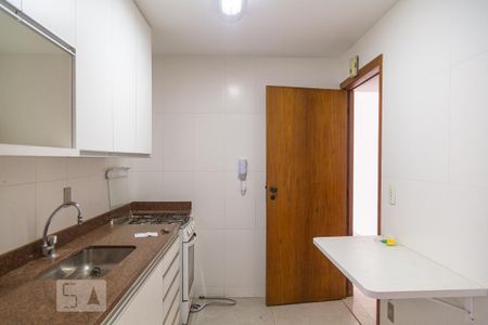 Apartamento para alugar com 100m², 3 quartos e 1 vaga Apartamento para alugar com 100m², 3 quartos e 1 vagaCozinha