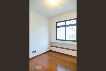 Apartamento para alugar com 100m², 3 quartos e 1 vaga Apartamento para alugar com 100m², 3 quartos e 1 vagaQuarto 3