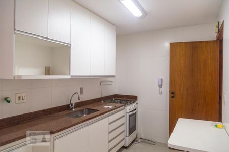 Apartamento para alugar com 100m², 3 quartos e 1 vaga Apartamento para alugar com 100m², 3 quartos e 1 vagaCozinha
