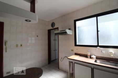 Apartamento à venda com 89m², 2 quartos e 1 vagaCozinha