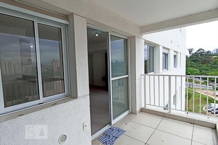Varanda e área de serviço de apartamento para alugar com 1 quarto, 49m² em Alphaville Empresarial, Barueri