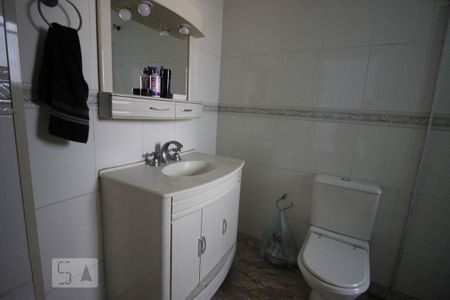 Casa à venda com 150m², 3 quartos e 2 vagasBanheiro da Suíte 1