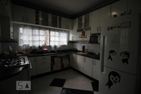 Casa à venda com 150m², 3 quartos e 2 vagasCozinha