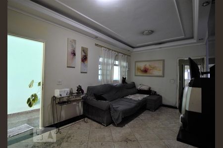 Sala de Estar de casa à venda com 3 quartos, 150m² em Jardim Itapemirim, São Paulo