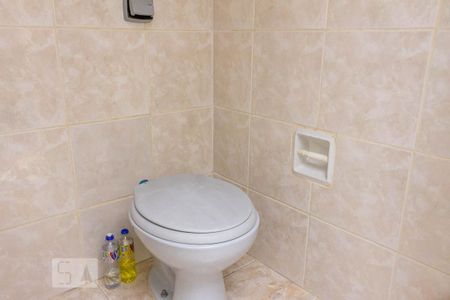 Casa para alugar com 154m², 3 quartos e 2 vagasBanheiro de Serviço