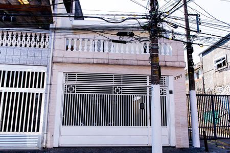 Casa para alugar com 50m², 1 quarto e 1 vagaFachada