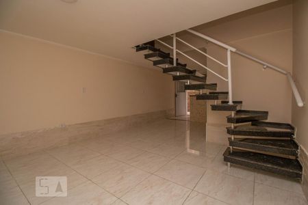 Sala de casa para alugar com 2 quartos, 60m² em Vila Granada, São Paulo