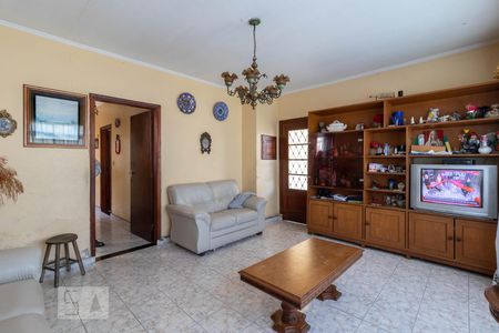 Casa à venda com 110m², 3 quartos e 3 vagasSala