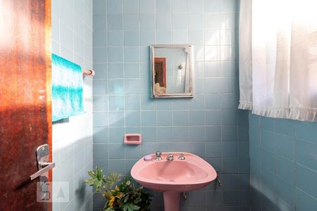 Casa à venda com 110m², 3 quartos e 3 vagasLavabo