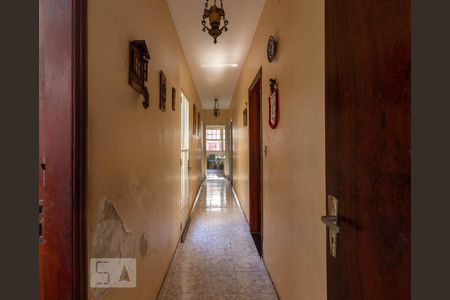 Casa à venda com 110m², 3 quartos e 3 vagasCorredor