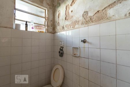 Casa à venda com 110m², 3 quartos e 3 vagasBanheiro dos Fundos
