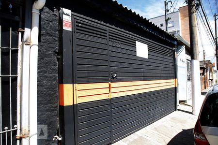 Casa para alugar com 120m², 2 quartos e 2 vagasFachada