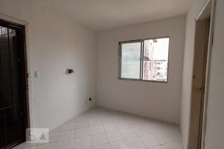 Sala de apartamento à venda com 1 quarto, 34m² em Guajuviras, Canoas
