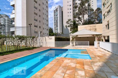 Apartamento à venda com 119m², 2 quartos e 3 vagasÁrea comum - Piscina