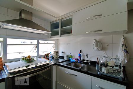 Apartamento à venda com 119m², 2 quartos e 3 vagasCozinha