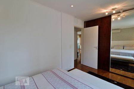 Apartamento à venda com 119m², 2 quartos e 3 vagasSuíte 1