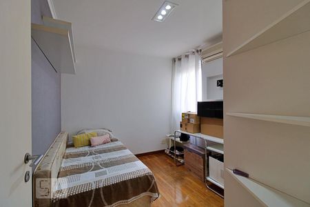 Apartamento à venda com 119m², 2 quartos e 3 vagasSuíte 2