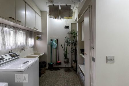 Apartamento para alugar com 275m², 4 quartos e 4 vagasárea de serviço