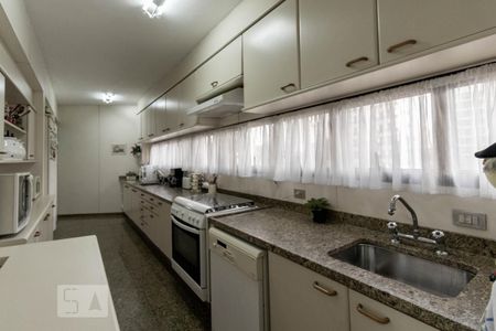 Apartamento para alugar com 275m², 4 quartos e 4 vagasCozinha