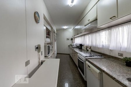 Apartamento para alugar com 275m², 4 quartos e 4 vagasCozinha