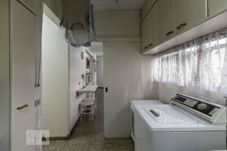 Apartamento para alugar com 275m², 4 quartos e 4 vagasárea de serviço