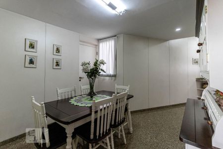 Apartamento para alugar com 275m², 4 quartos e 4 vagasCopa