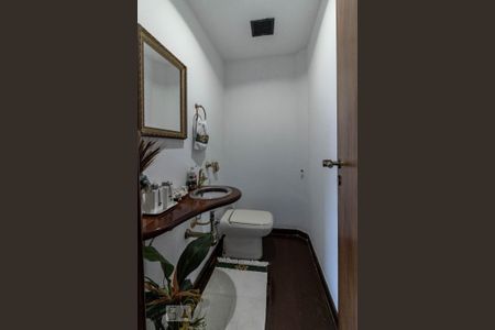 Apartamento para alugar com 275m², 4 quartos e 4 vagasLavabo