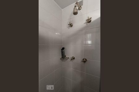 Apartamento para alugar com 275m², 4 quartos e 4 vagasBanheiro da Suíte 1