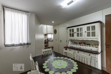 Apartamento para alugar com 275m², 4 quartos e 4 vagasCopa