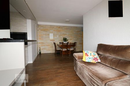 Sala de apartamento à venda com 3 quartos, 75m² em São João, Porto Alegre