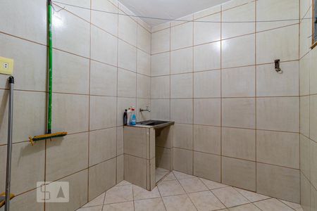 Casa à venda com 320m², 4 quartos e 2 vagas Casa à venda com 320m², 4 quartos e 2 vagasÁrea de Serviço 2