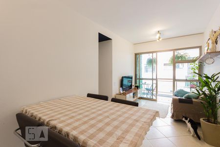 Sala de apartamento para alugar com 3 quartos, 87m² em Freguesia (jacarepaguá), Rio de Janeiro