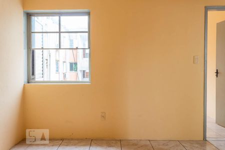 Sala de apartamento à venda com 2 quartos, 40m² em Guajuviras, Canoas