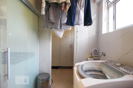 Apartamento à venda com 118m², 3 quartos e 2 vagasÁrea de Serviço 