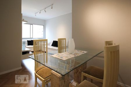 Sala de apartamento à venda com 3 quartos, 118m² em Moema, São Paulo