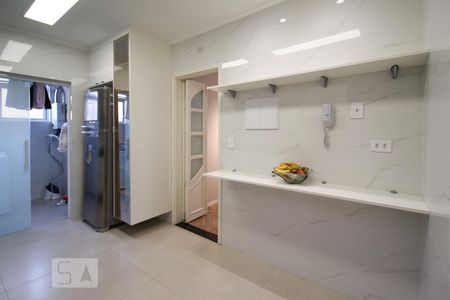 Apartamento à venda com 118m², 3 quartos e 2 vagasCozinha